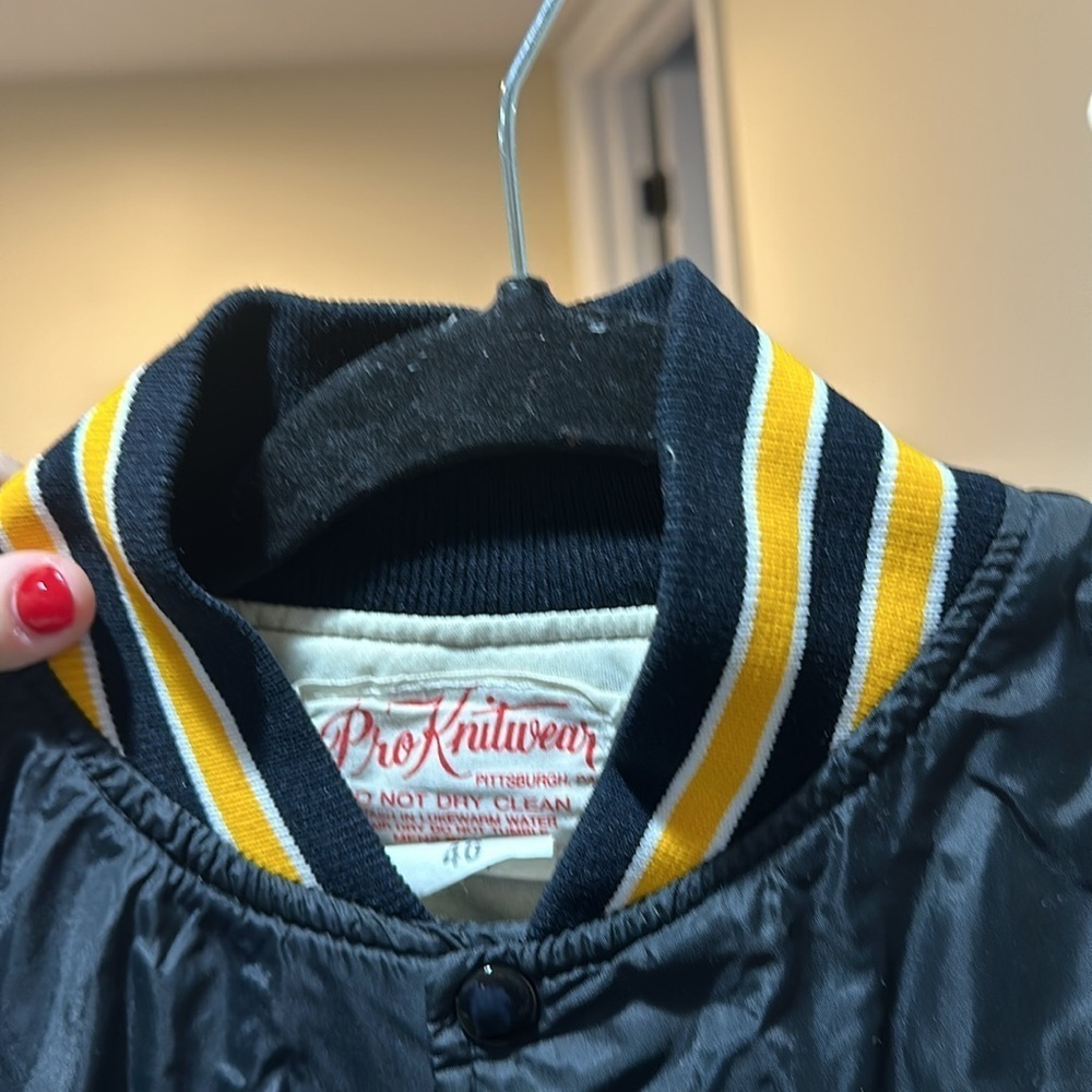 Vintage Pittsburgh Steelers Jacket - Picture 4 of 5